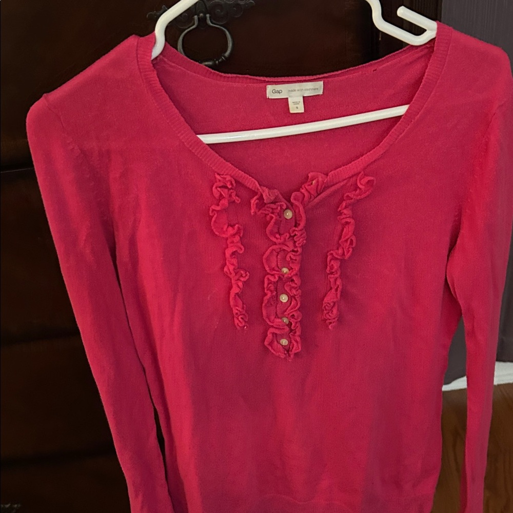 GAP Women's Vibrant Pink Ruffle Button Shirt